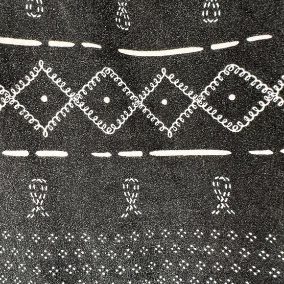 LuLaRoe Leggings Womens Tall and Curvy Black White Geometric Print Stretchy Soft - Picture 3 of 9